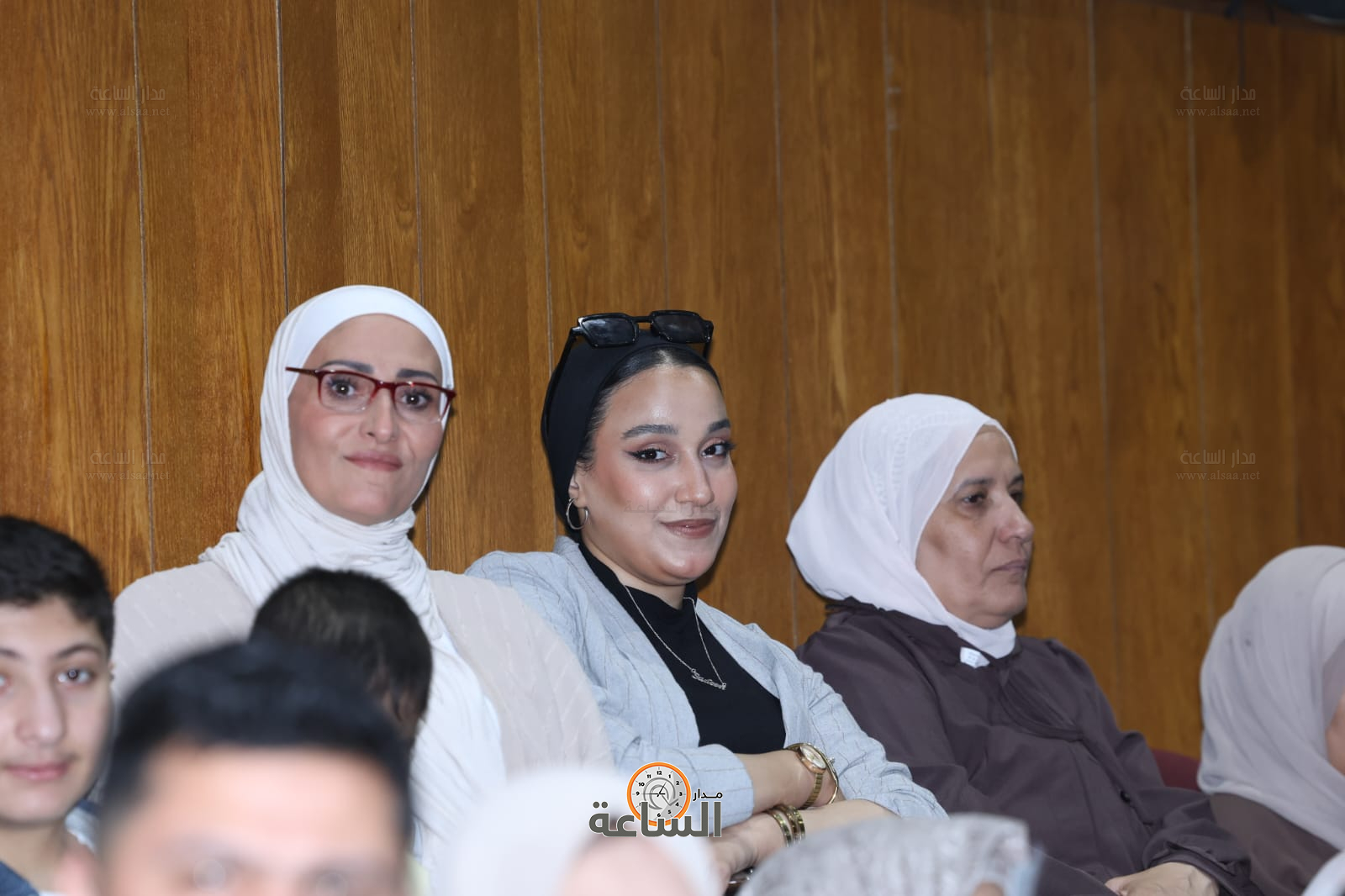 Madar Al-Saa Images 0.13542744033785648