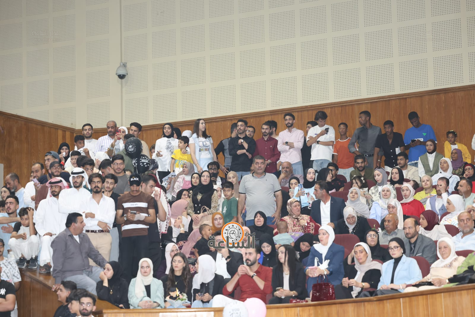 Madar Al-Saa Images 0.9117378522856051