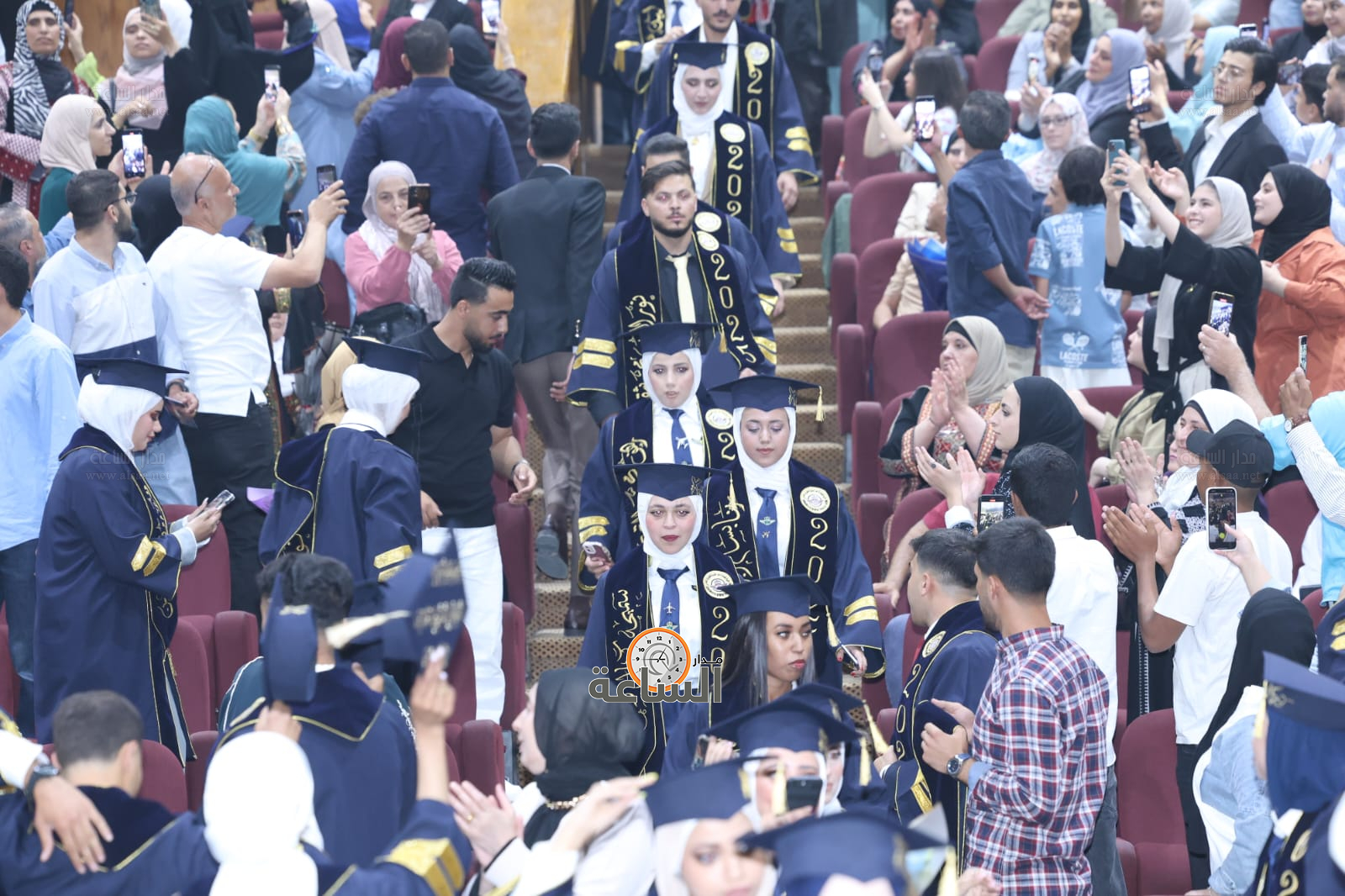 Madar Al-Saa Images 0.677650934923028