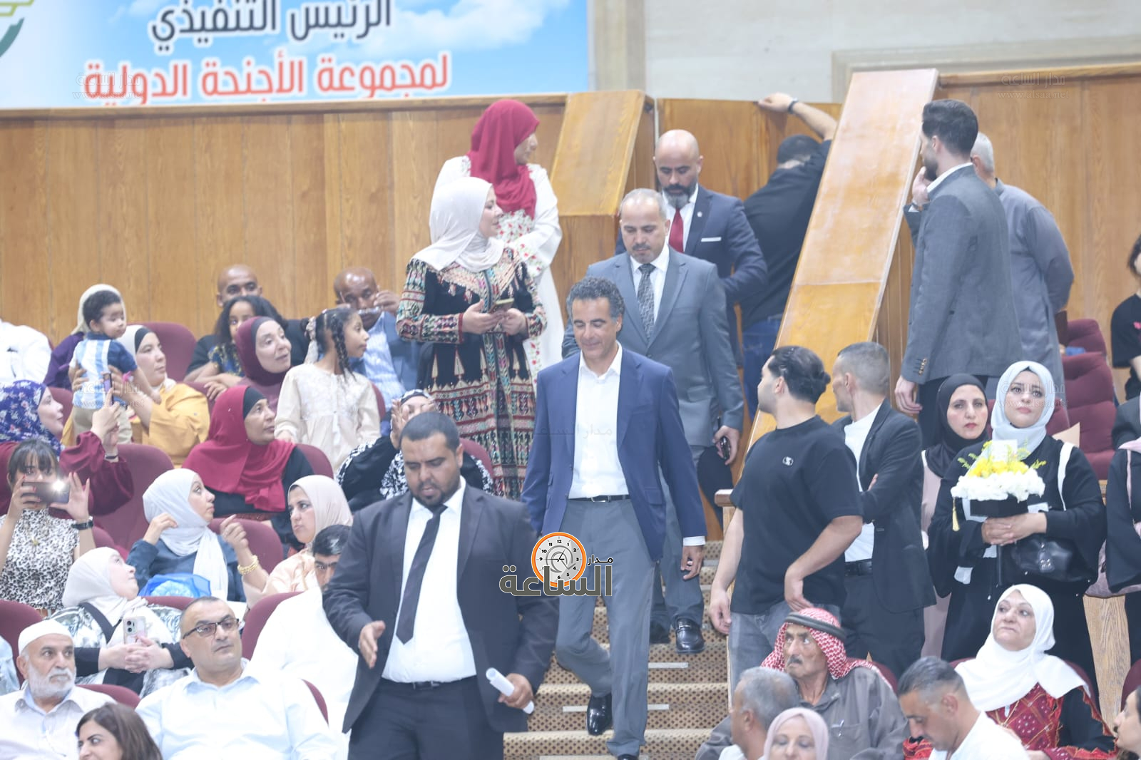 Madar Al-Saa Images 0.16087428501439238