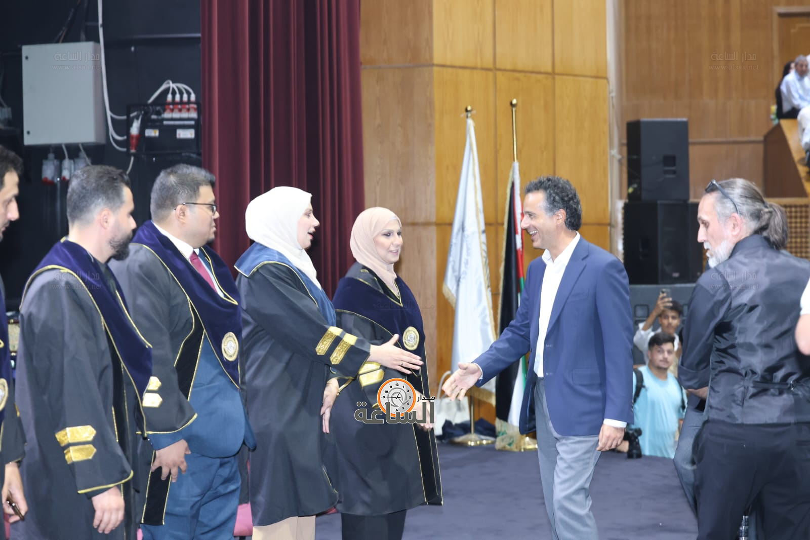 Madar Al-Saa Images 0.6971398503316188