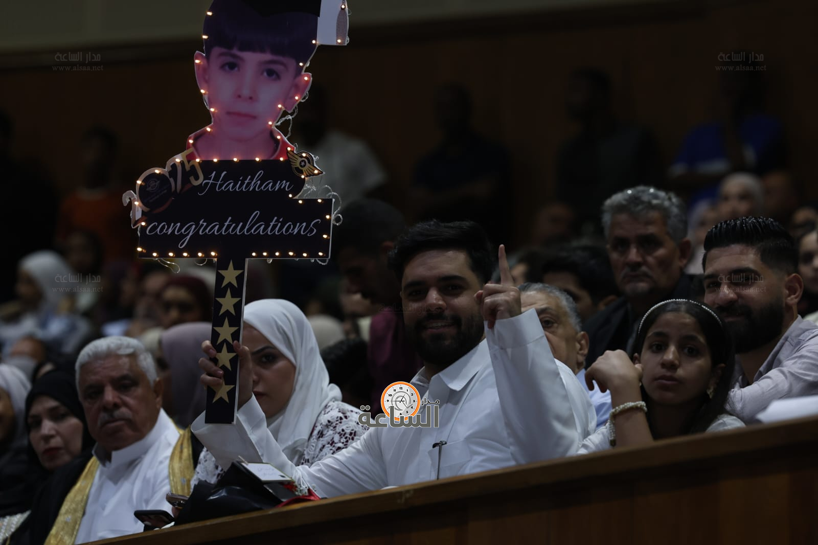 Madar Al-Saa Images 0.1619385521788942