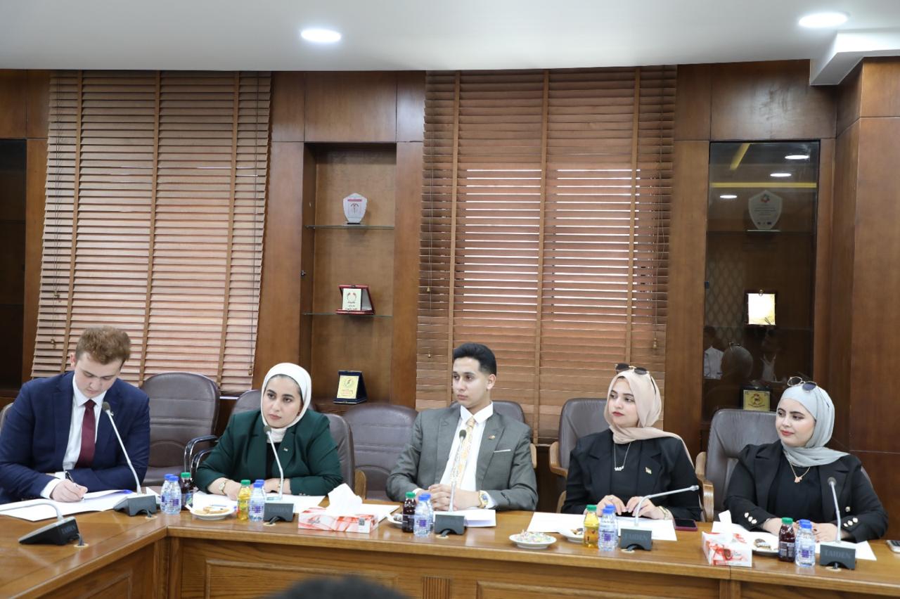 Madar Al-Saa Images 0.49482341222185955