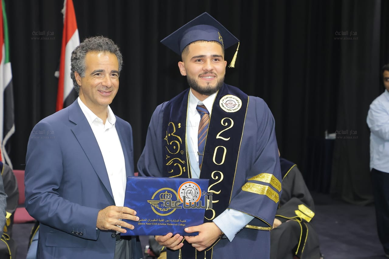 Madar Al-Saa Images 0.10350786769061748