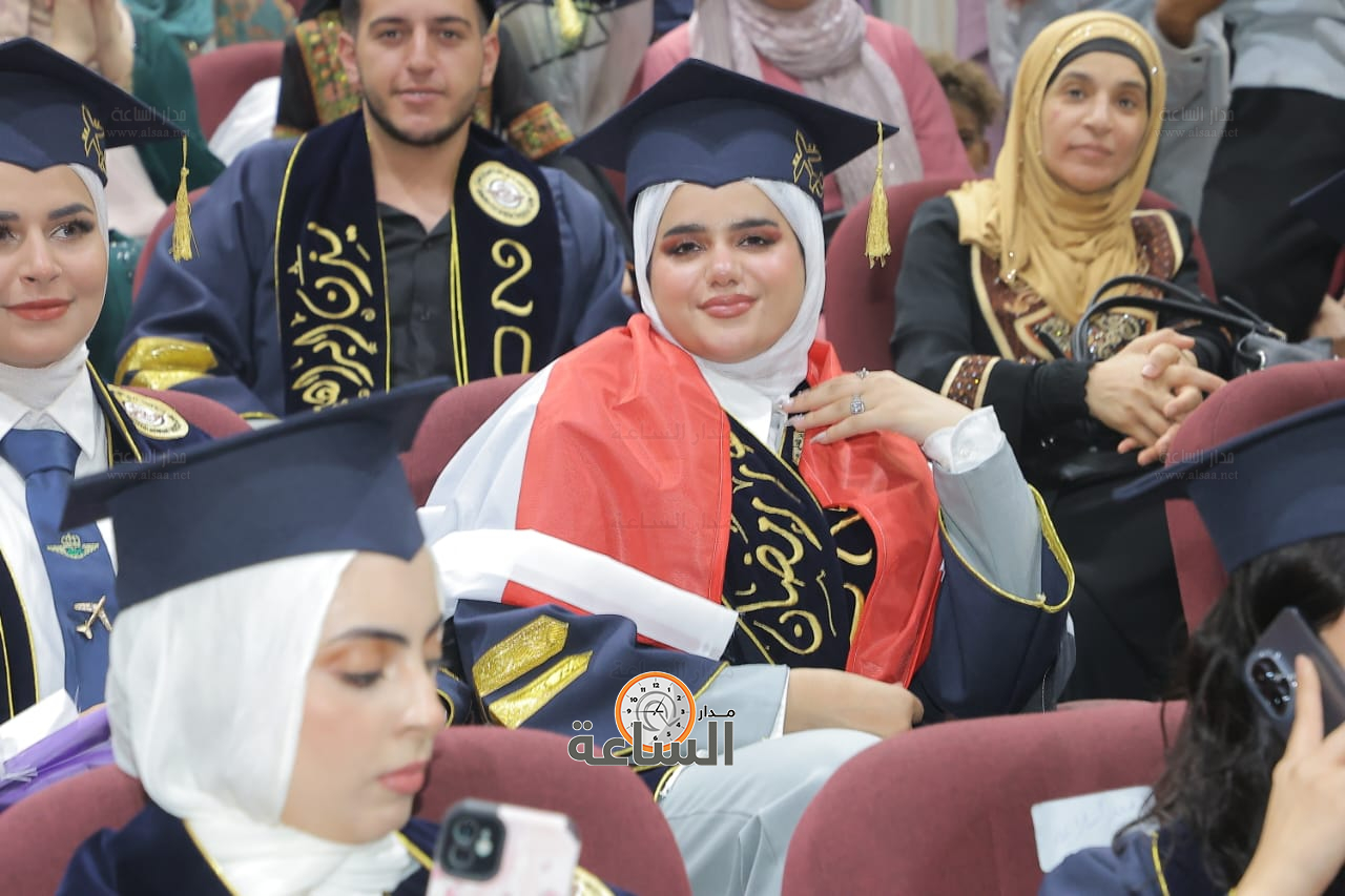 Madar Al-Saa Images 0.7183752457301117