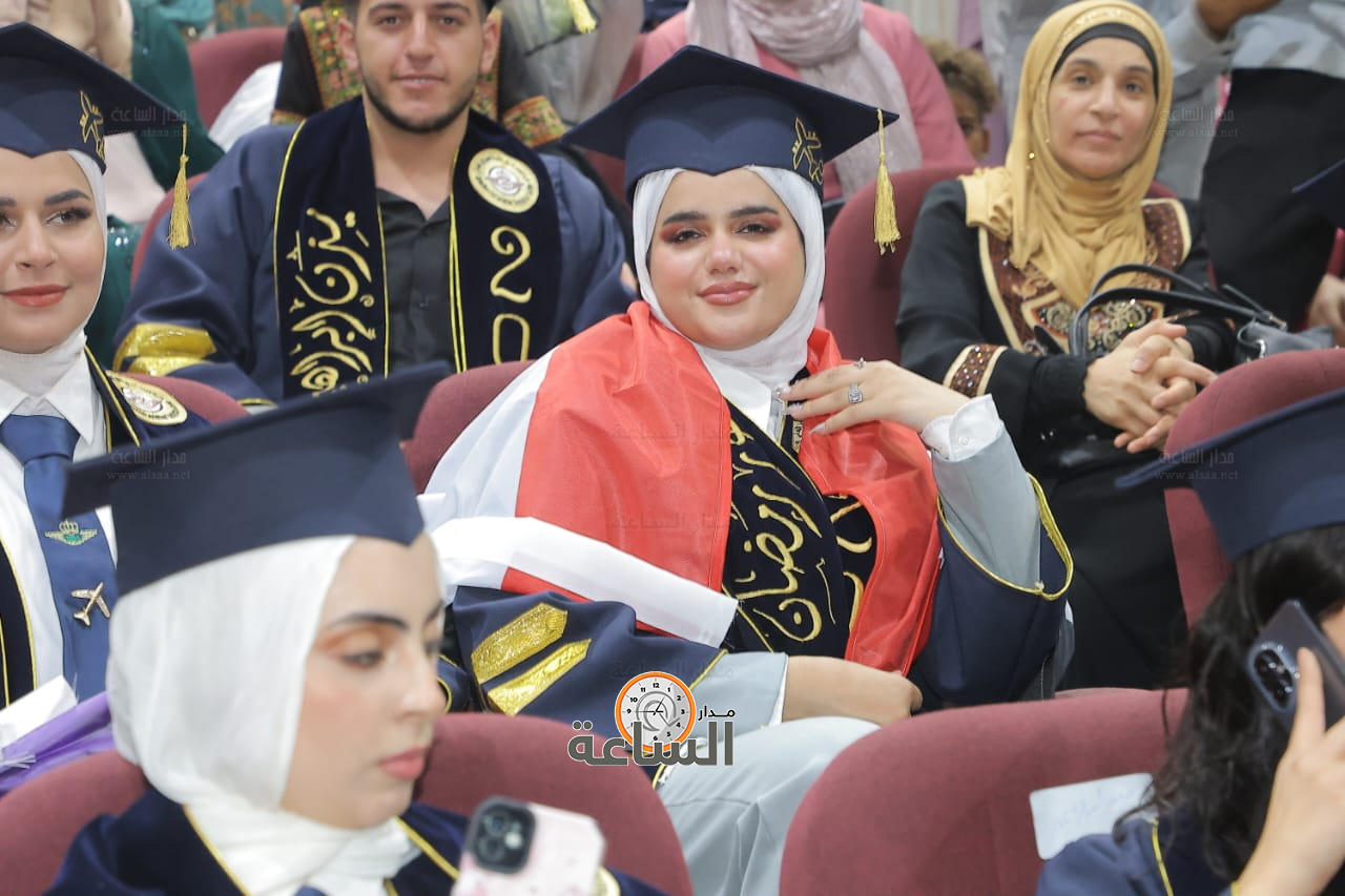 Madar Al-Saa Images 0.6606553309278407