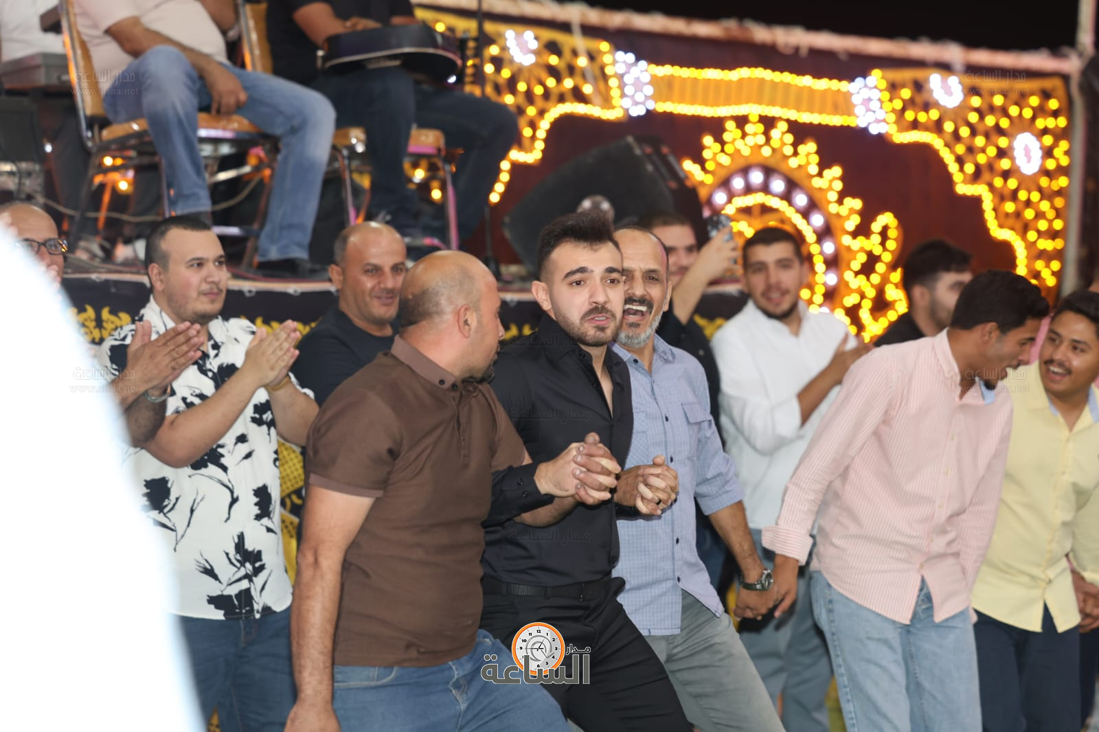 Madar Al-Saa Images 0.0752379532943922