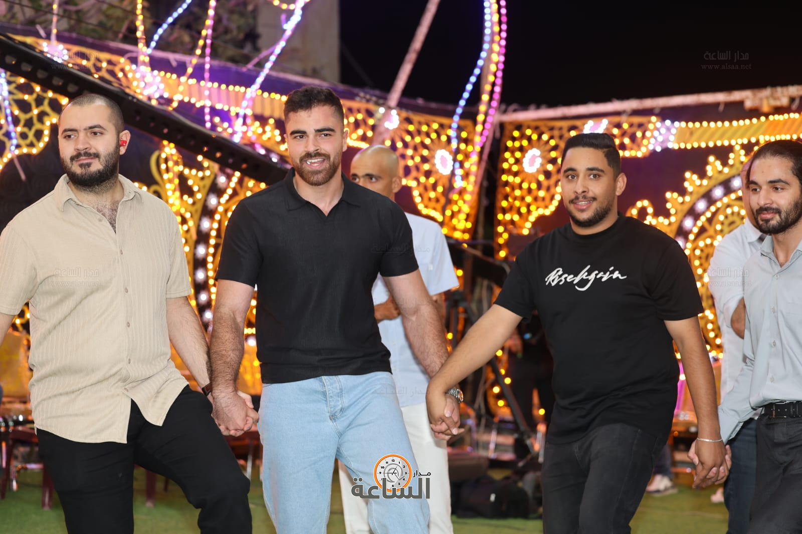 Madar Al-Saa Images 0.1646911896199913