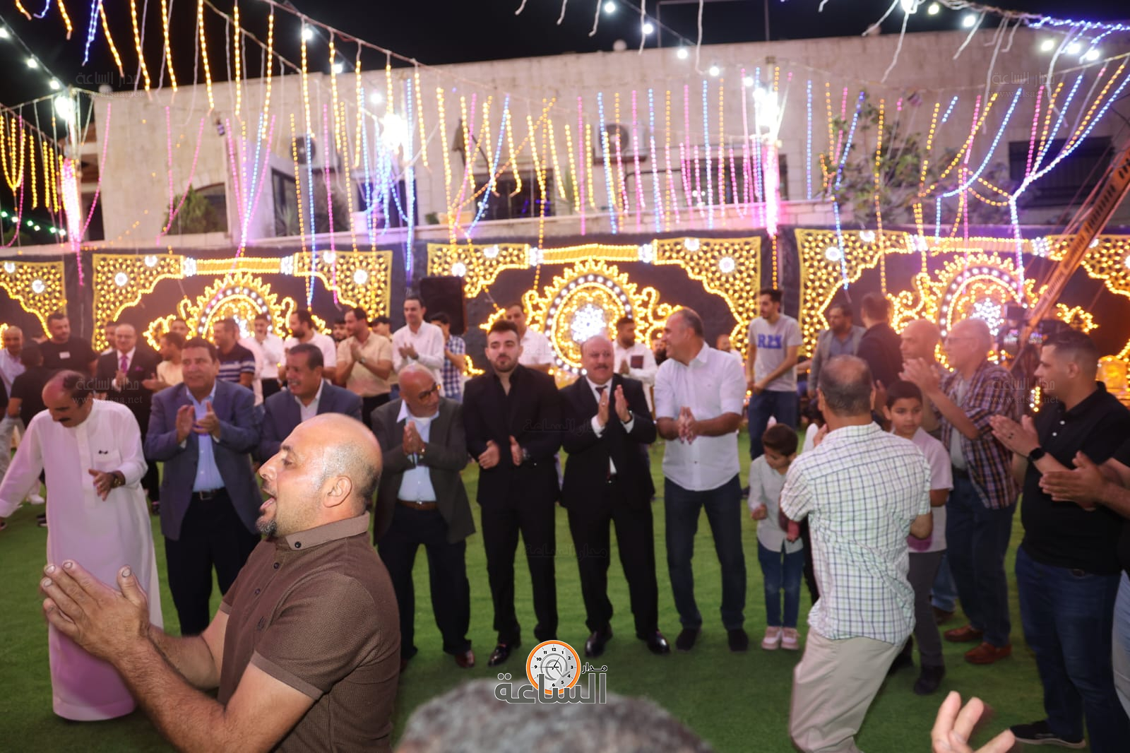 Madar Al-Saa Images 0.3519897824595417