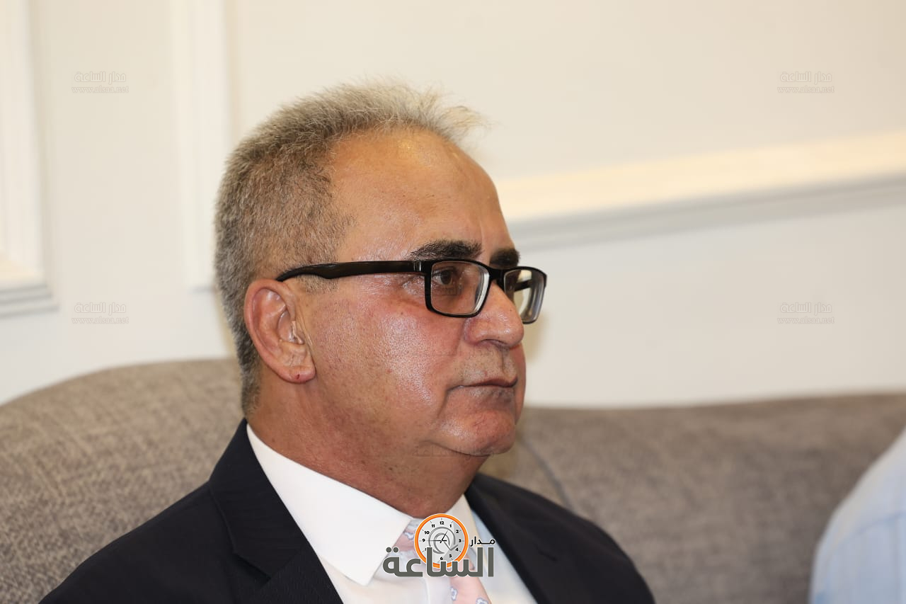 Madar Al-Saa Images 0.4723689434999271