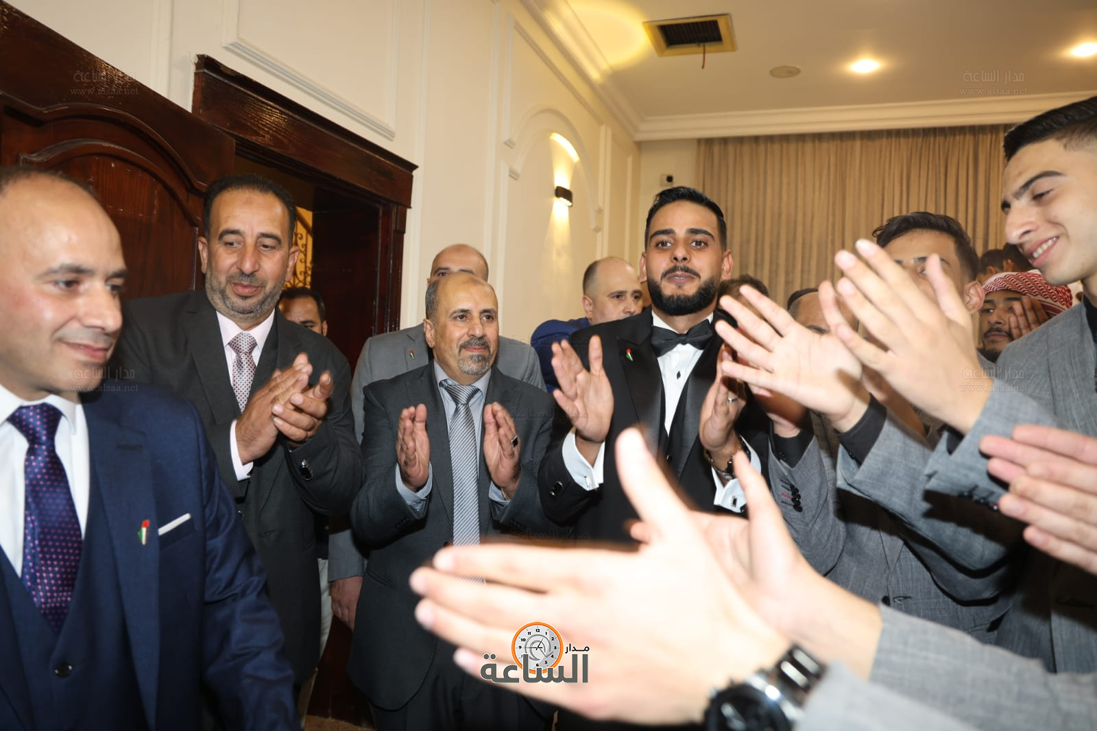 Madar Al-Saa Images 0.44888094424911384