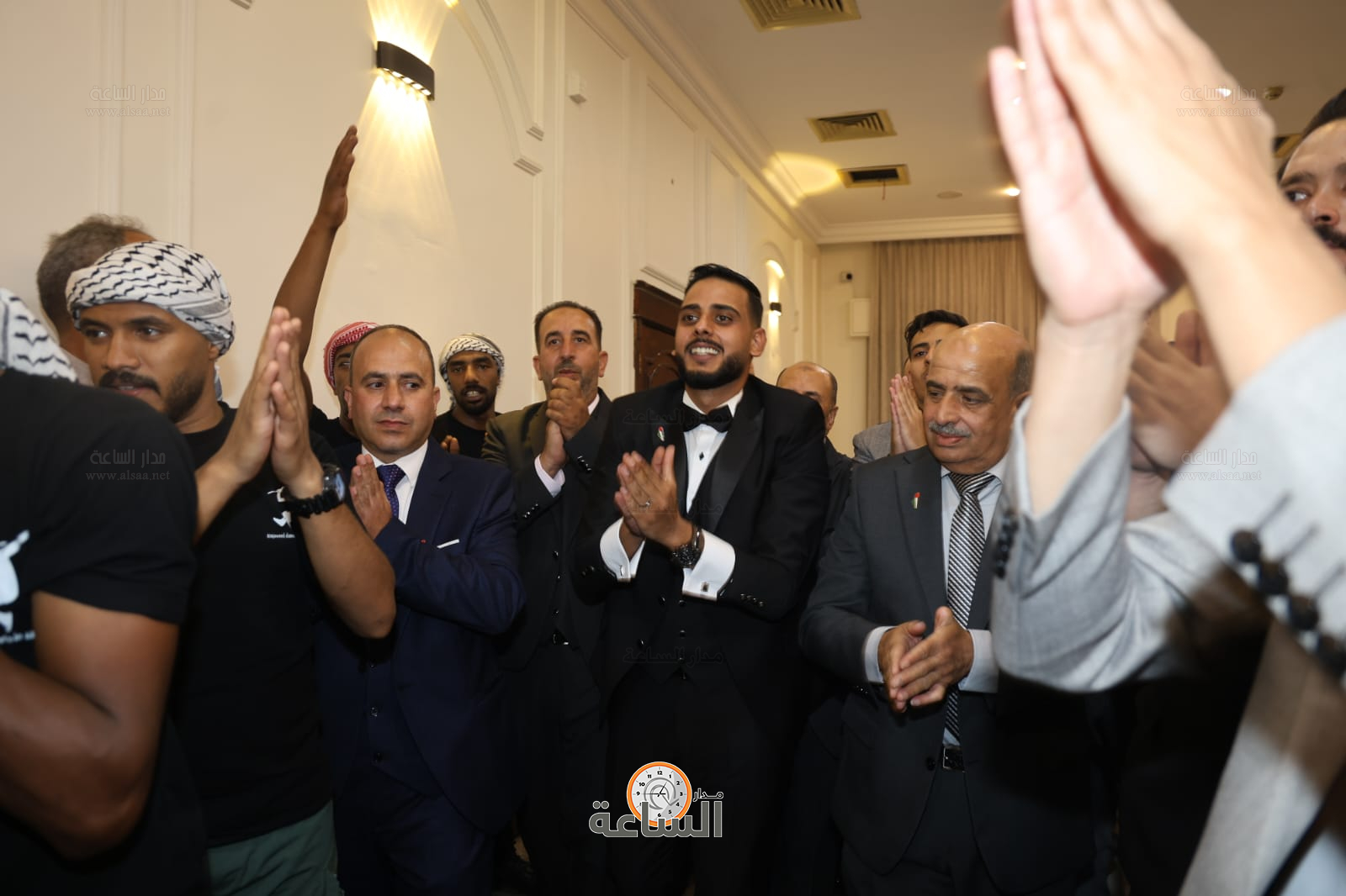 Madar Al-Saa Images 0.18433823837554053