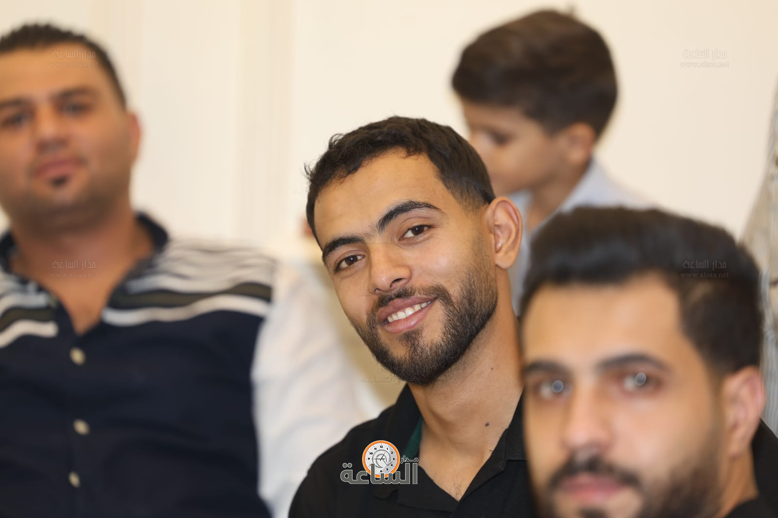 Madar Al-Saa Images 0.9408074755741858