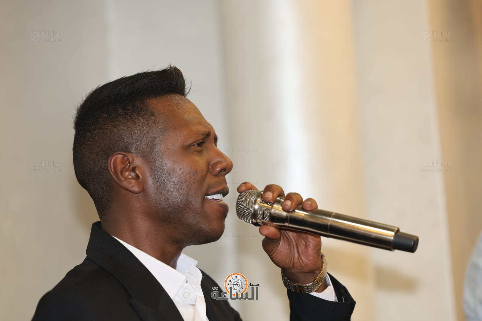 Madar Al-Saa Images 0.7882475912252056