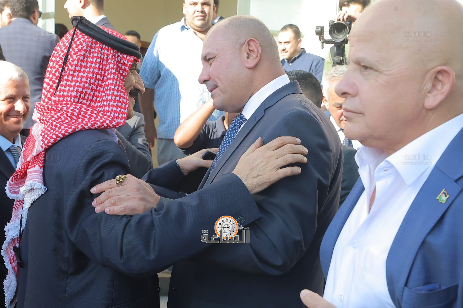 Madar Al-Saa Images 0.08863429677601276