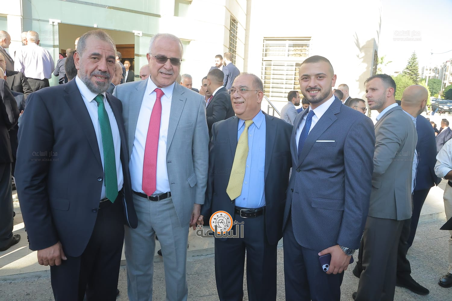 Madar Al-Saa Images 0.7736623339175744