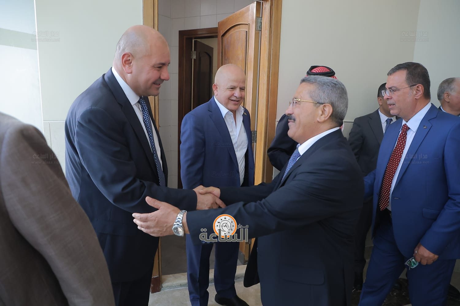 Madar Al-Saa Images 0.6762327441243072