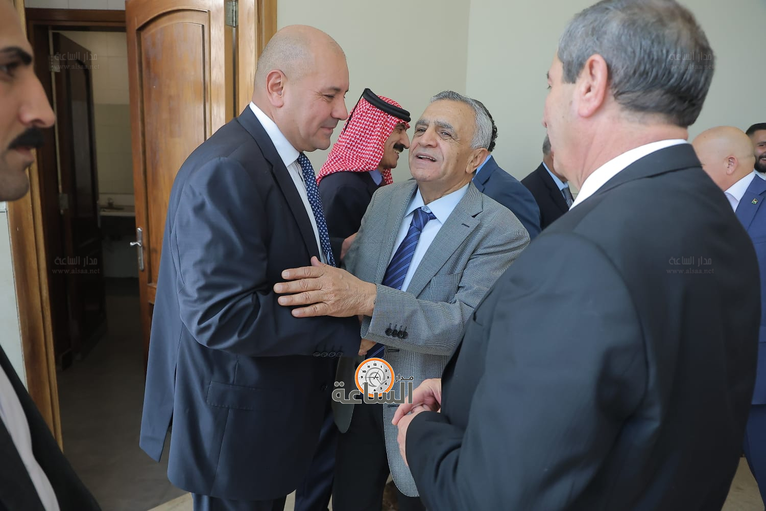 Madar Al-Saa Images 0.0516853762036934