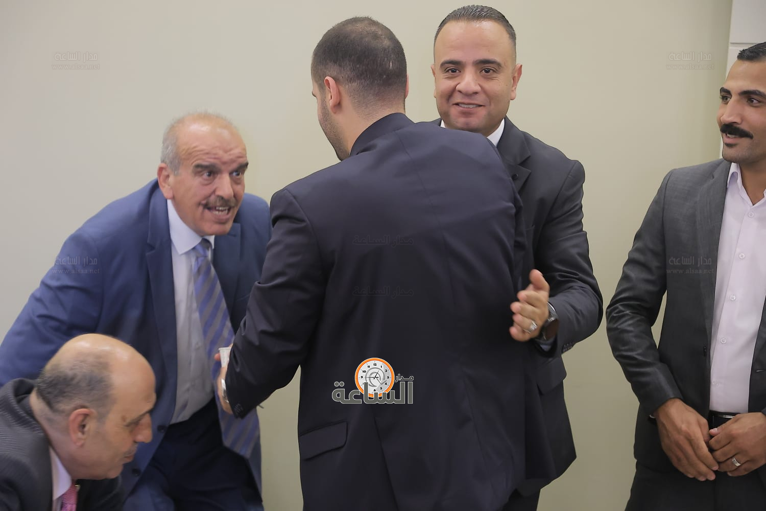 Madar Al-Saa Images 0.26894652572949274