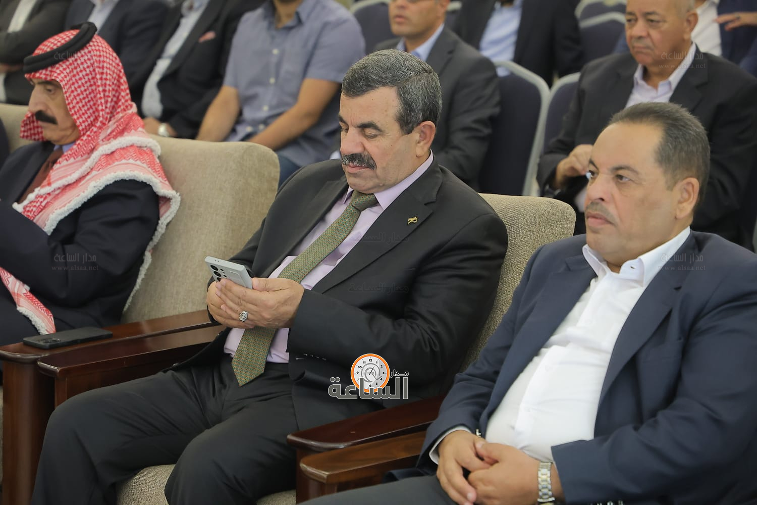 Madar Al-Saa Images 0.9175563108582117