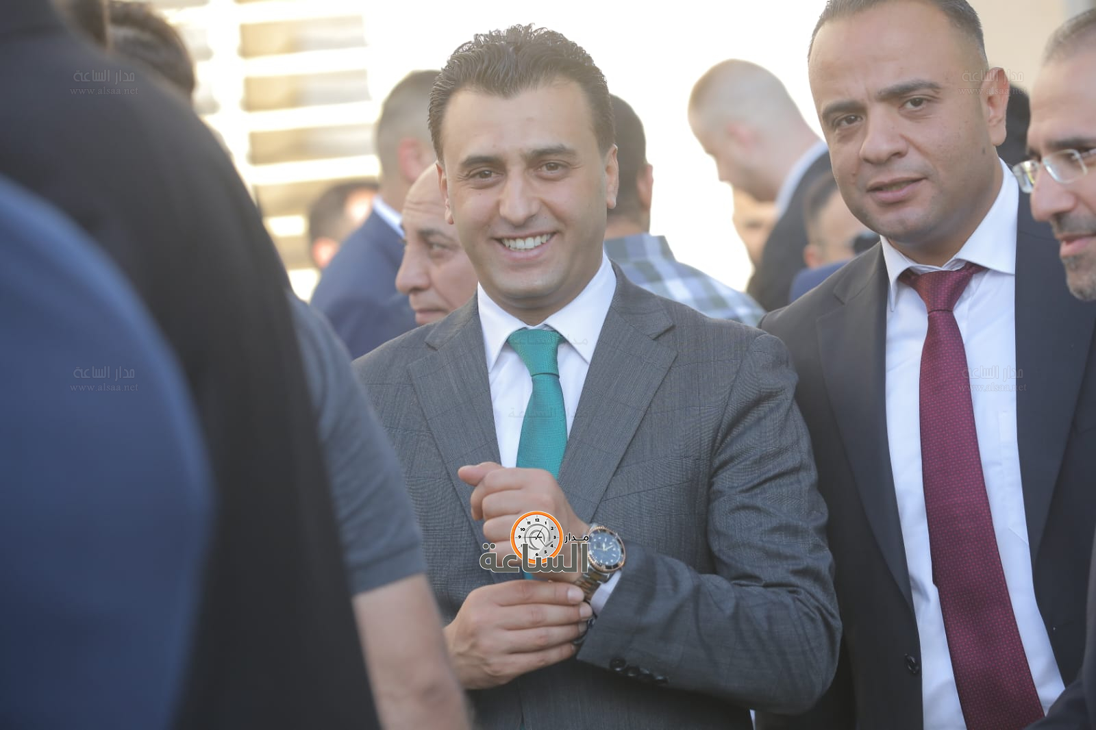 Madar Al-Saa Images 0.8975318102718545