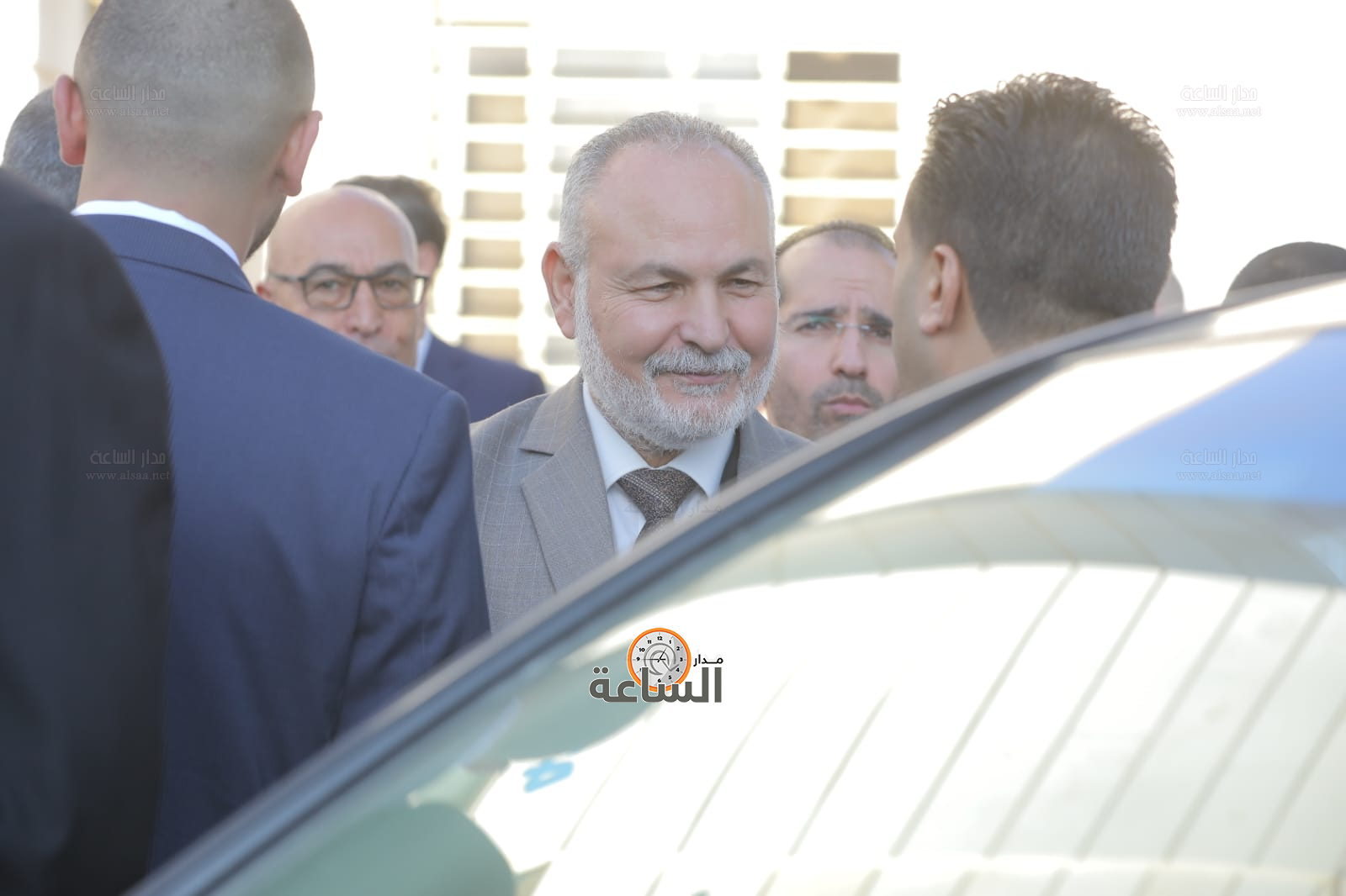 Madar Al-Saa Images 0.44571345315303834