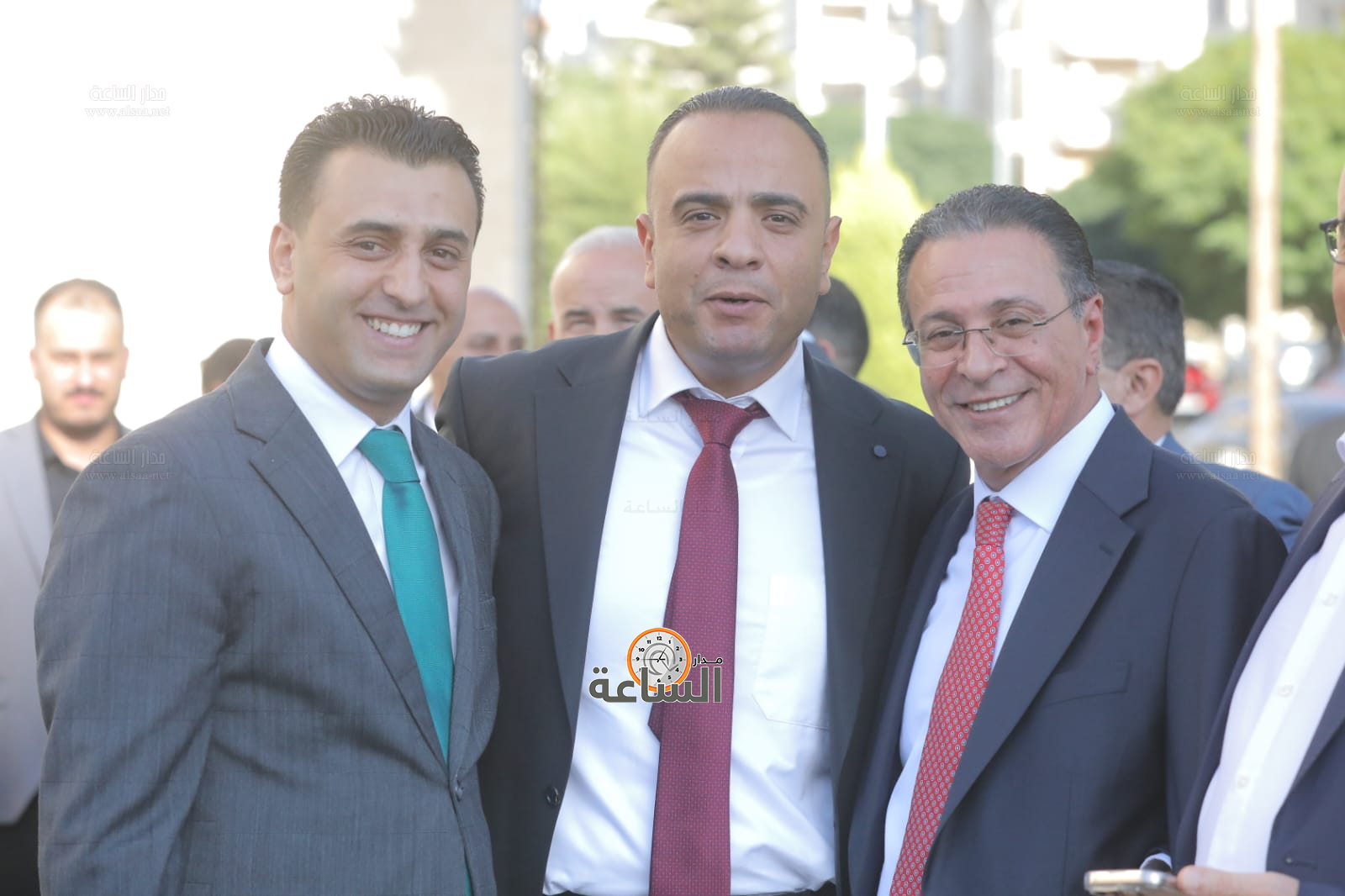 Madar Al-Saa Images 0.12732630941883172