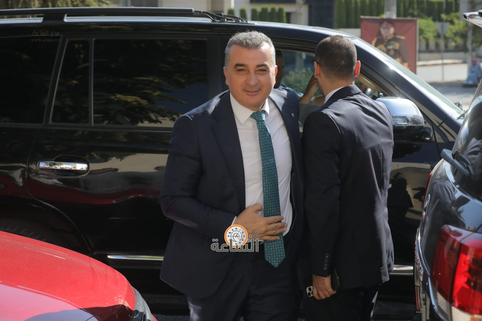 Madar Al-Saa Images 0.9142662242274004