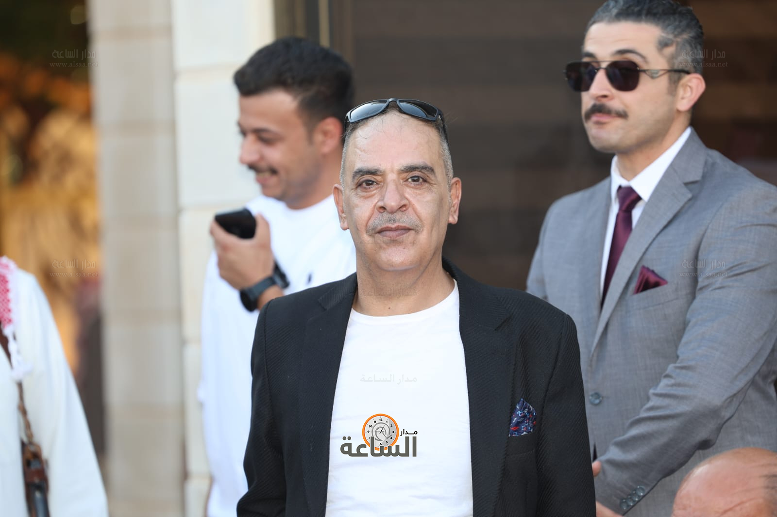 Madar Al-Saa Images 0.59253185790754