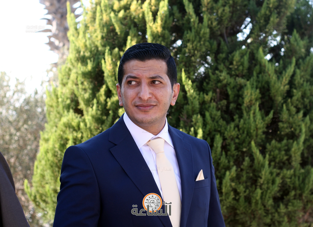 Madar Al-Saa Images 0.8267782679149828