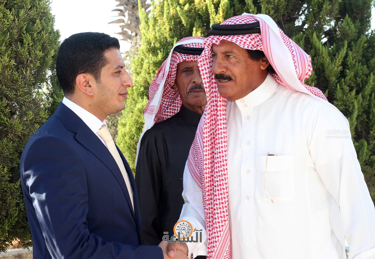 Madar Al-Saa Images 0.8847136049435816