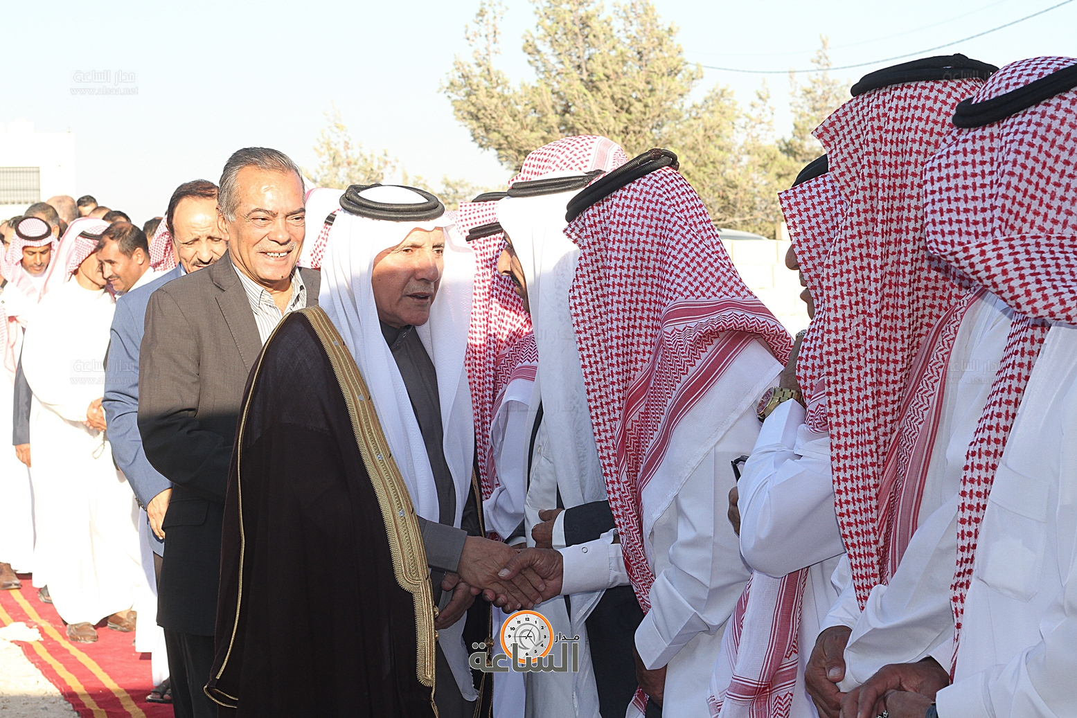 Madar Al-Saa Images 0.23054372390810973