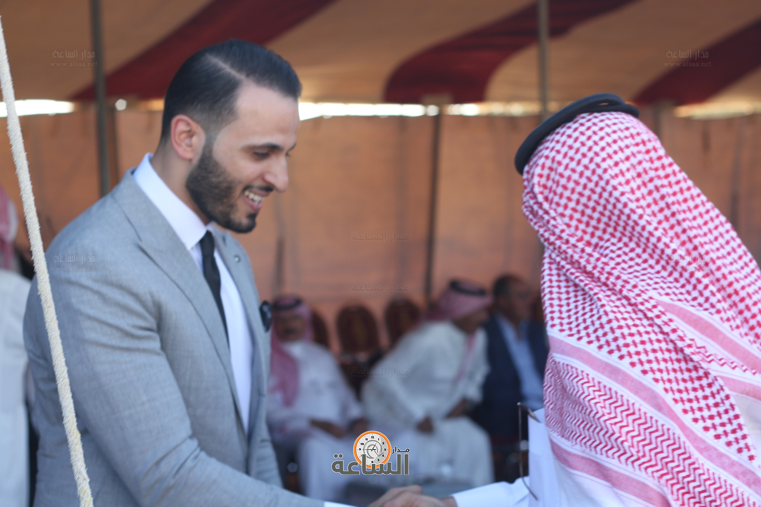 Madar Al-Saa Images 0.8519195808551763