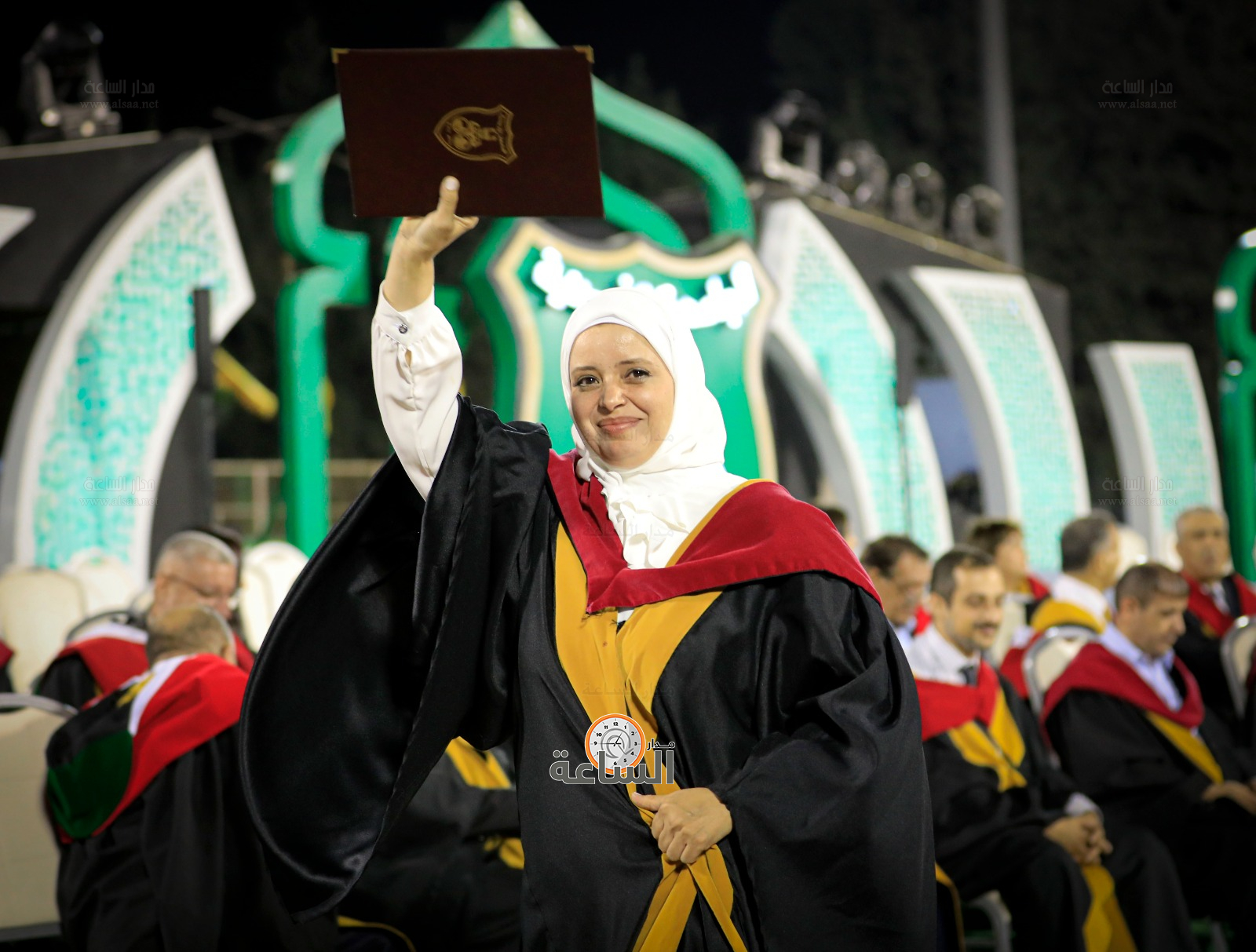 Madar Al-Saa Images 0.23172497996961017