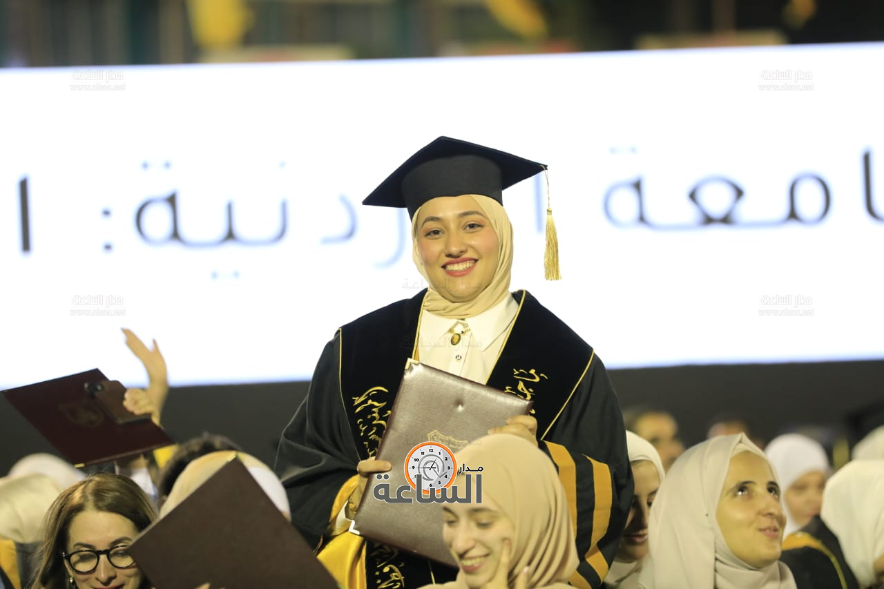 Madar Al-Saa Images 0.382177228554351