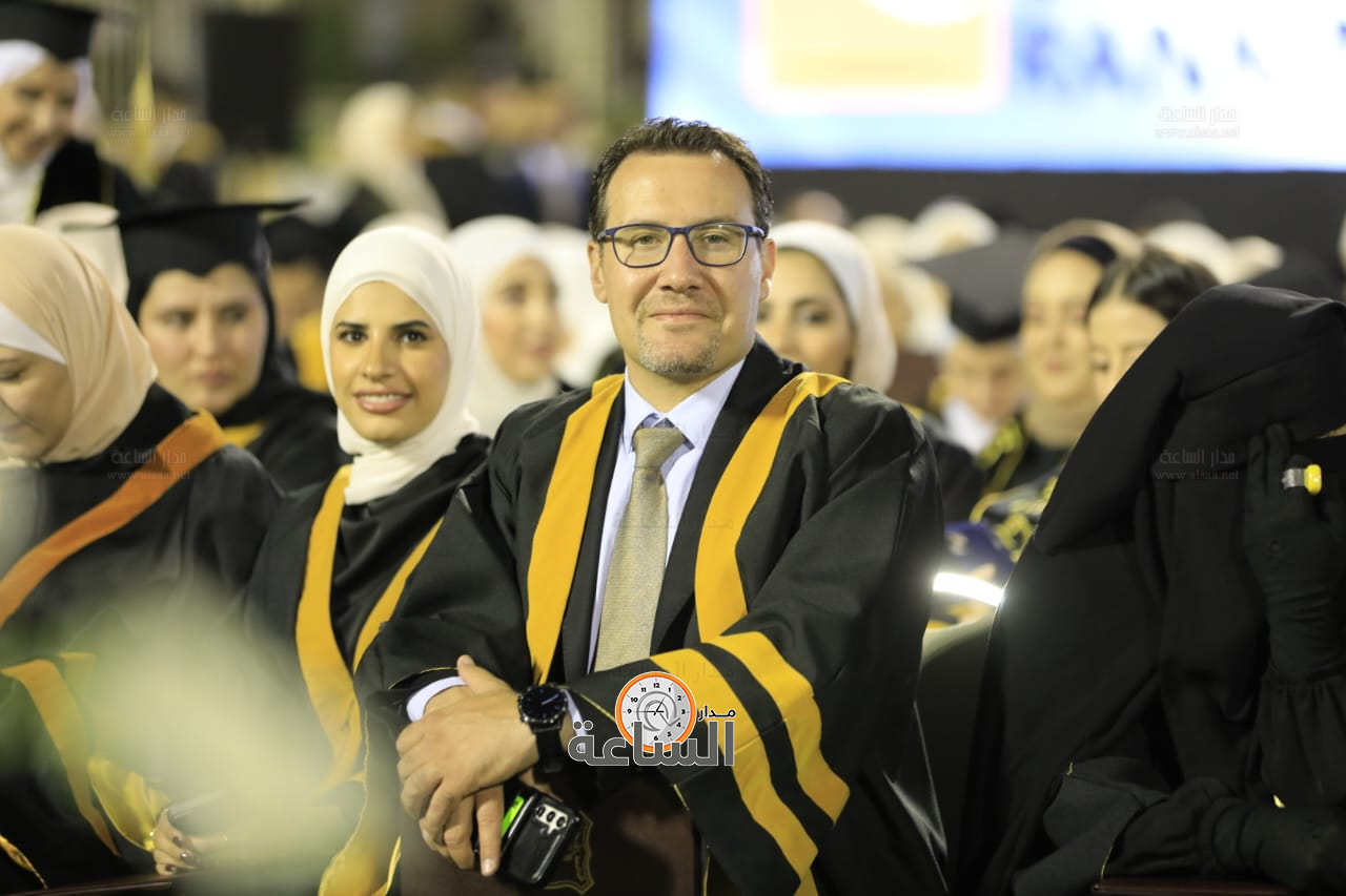 Madar Al-Saa Images 0.7151741687832673