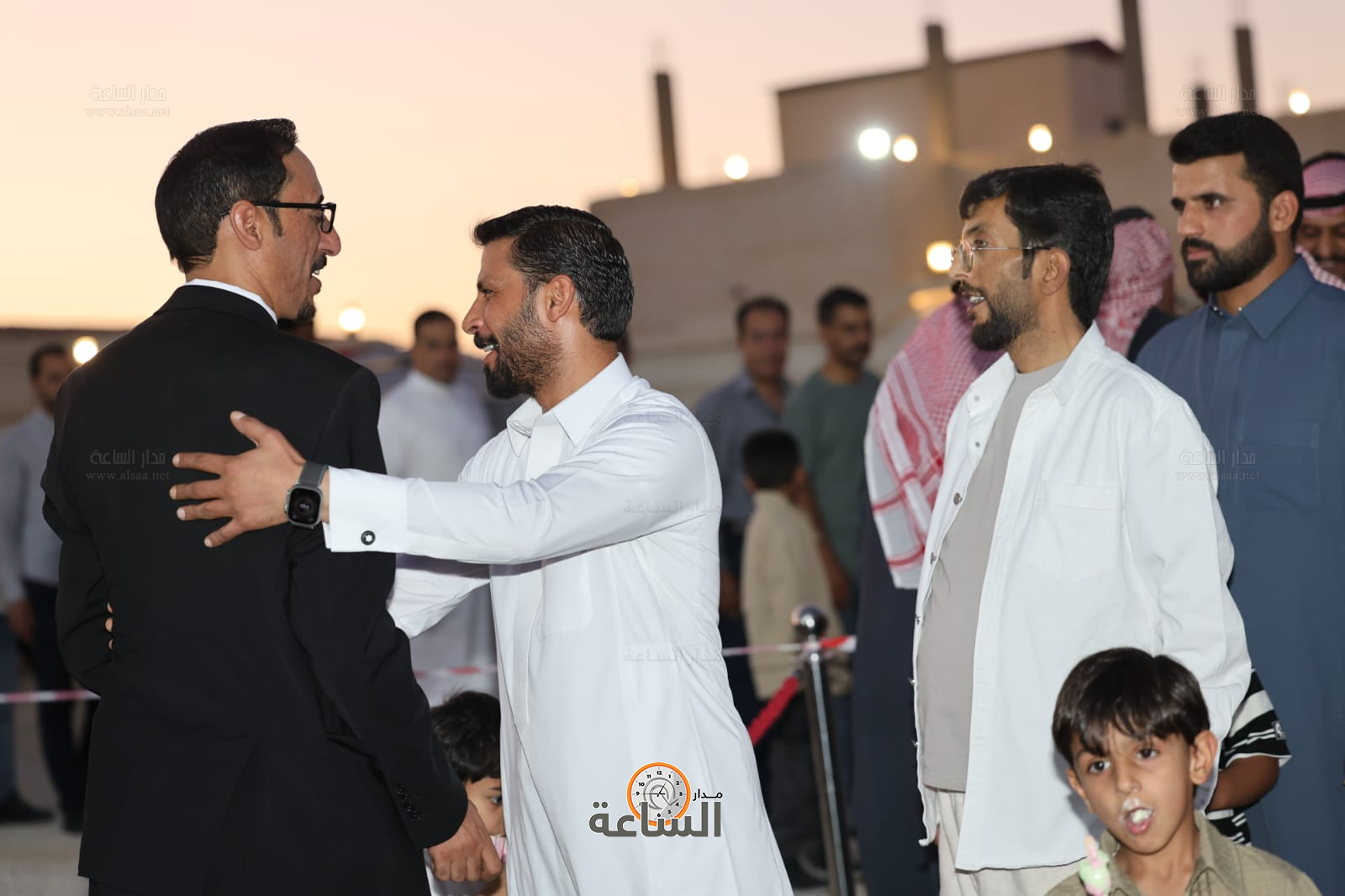 Madar Al-Saa Images 0.8822595811668827