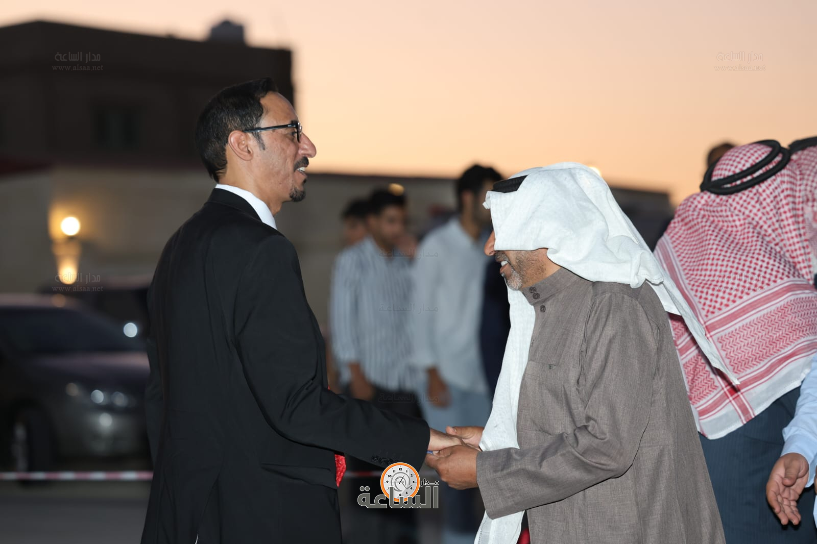 Madar Al-Saa Images 0.8816880309335329