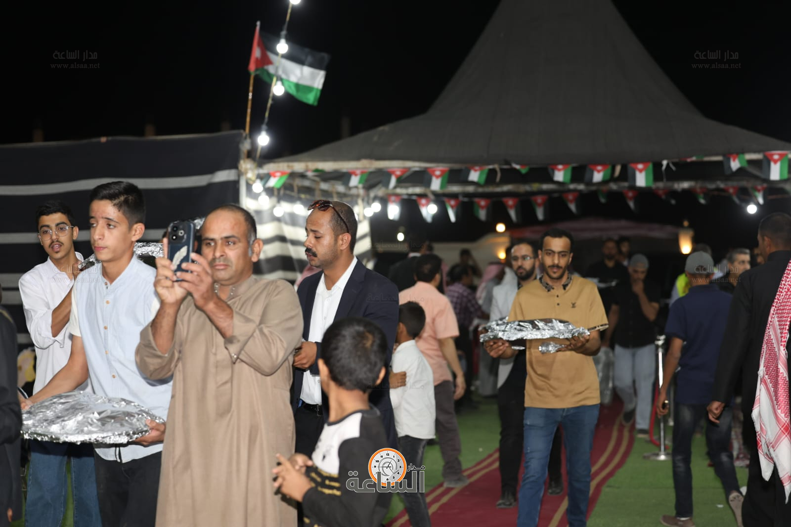 Madar Al-Saa Images 0.48745380435742436