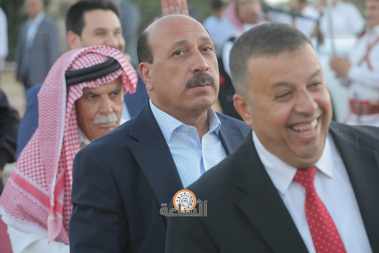 Madar Al-Saa Images 0.4868735562628571