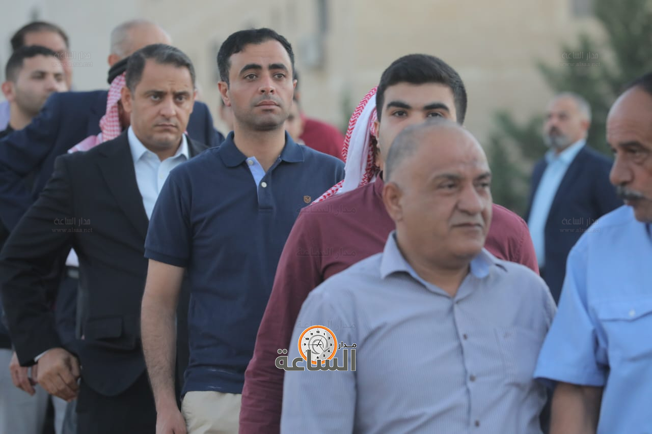 Madar Al-Saa Images 0.9445353983740172