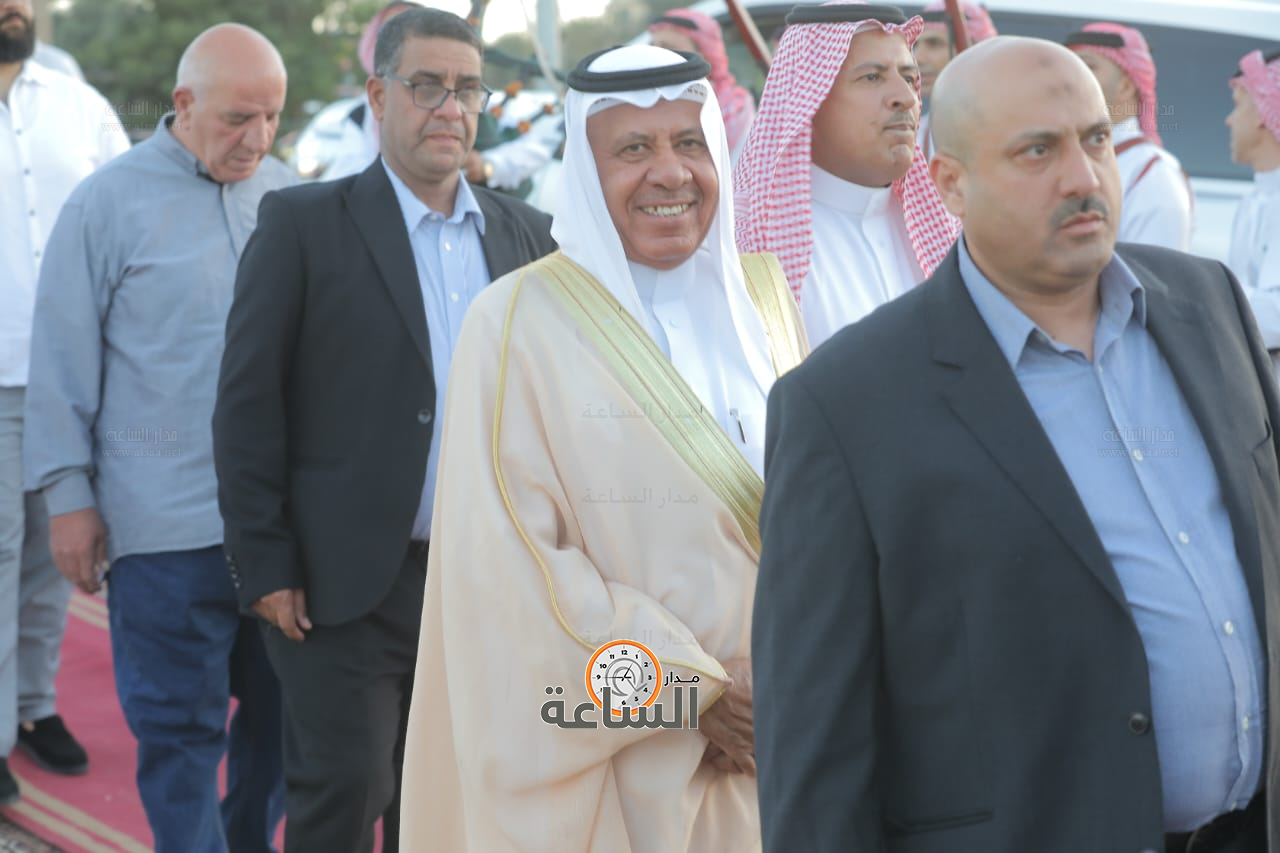 Madar Al-Saa Images 0.24317477263149123