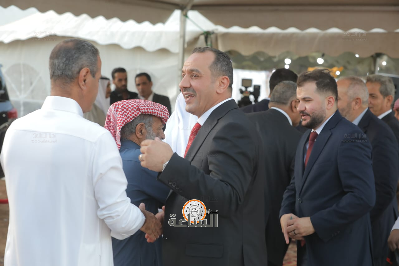 Madar Al-Saa Images 0.057348211116978076