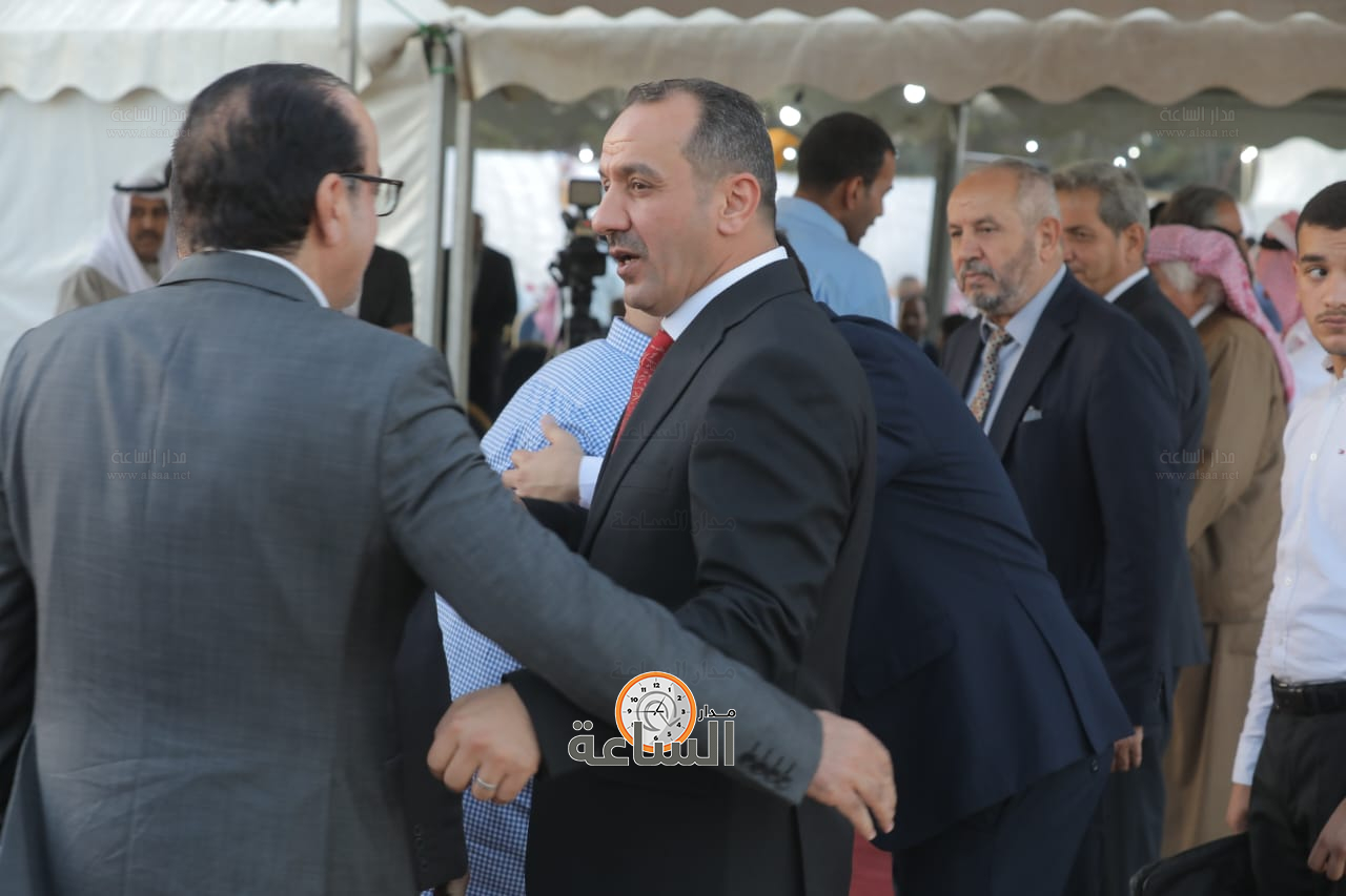 Madar Al-Saa Images 0.49896601842690025