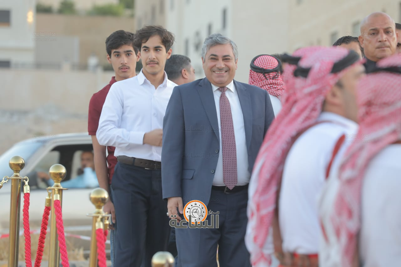 Madar Al-Saa Images 0.8107090086405614