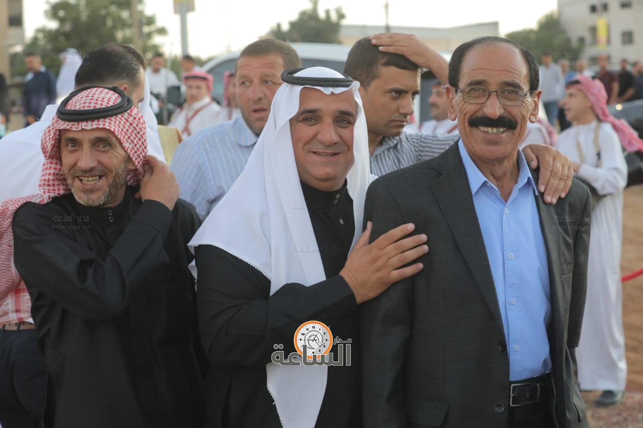 Madar Al-Saa Images 0.4535436899353372