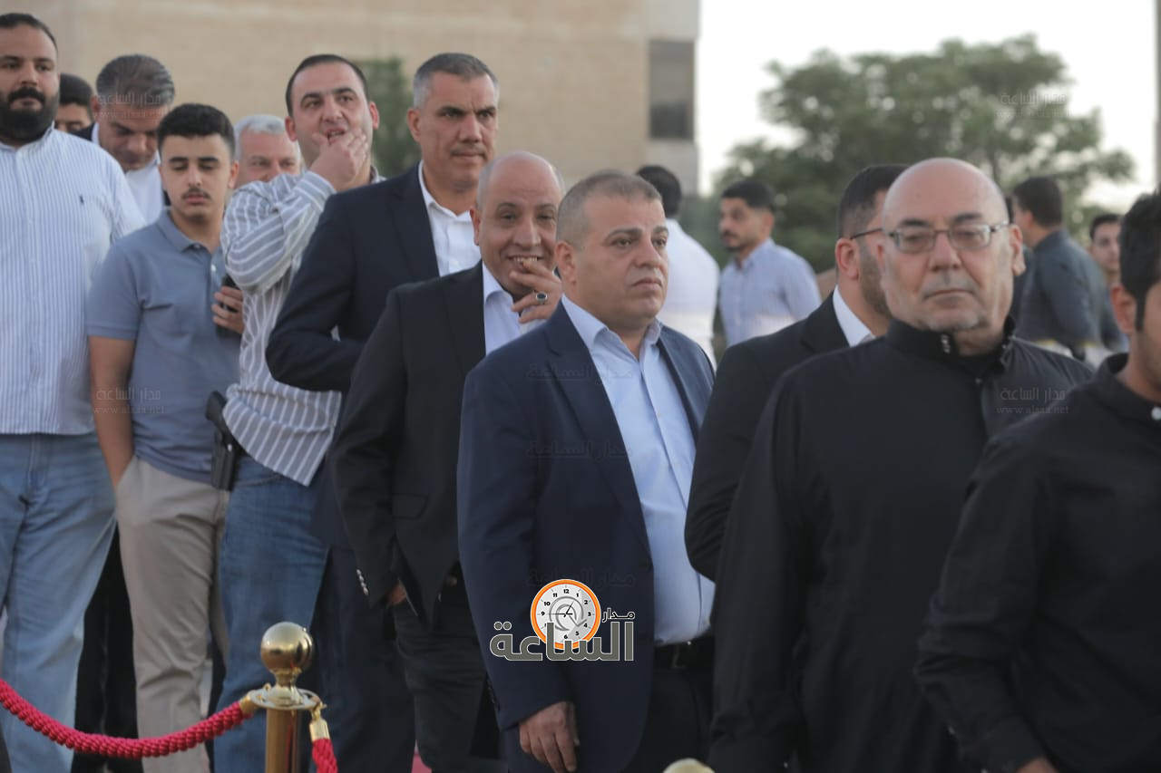 Madar Al-Saa Images 0.42839302511773414