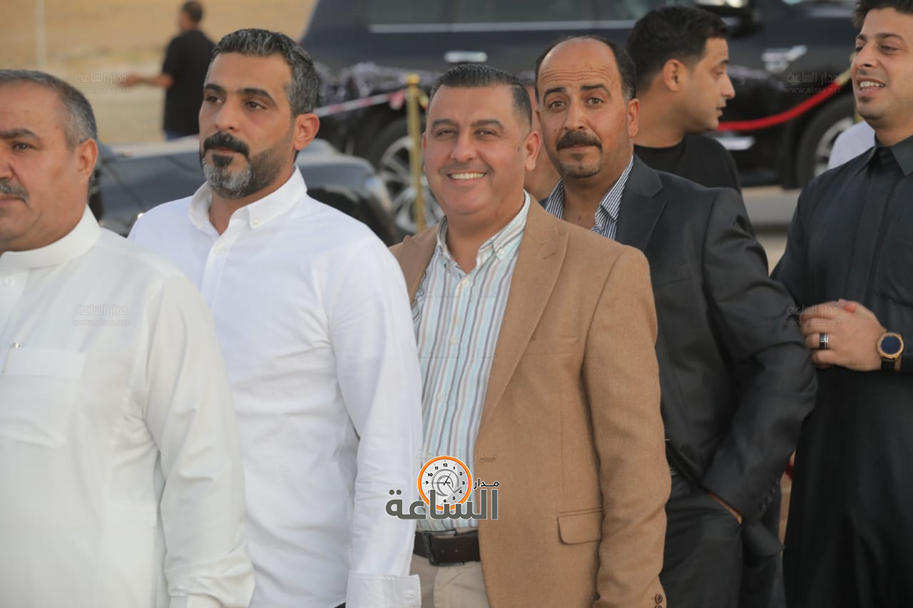 Madar Al-Saa Images 0.13698659479182185