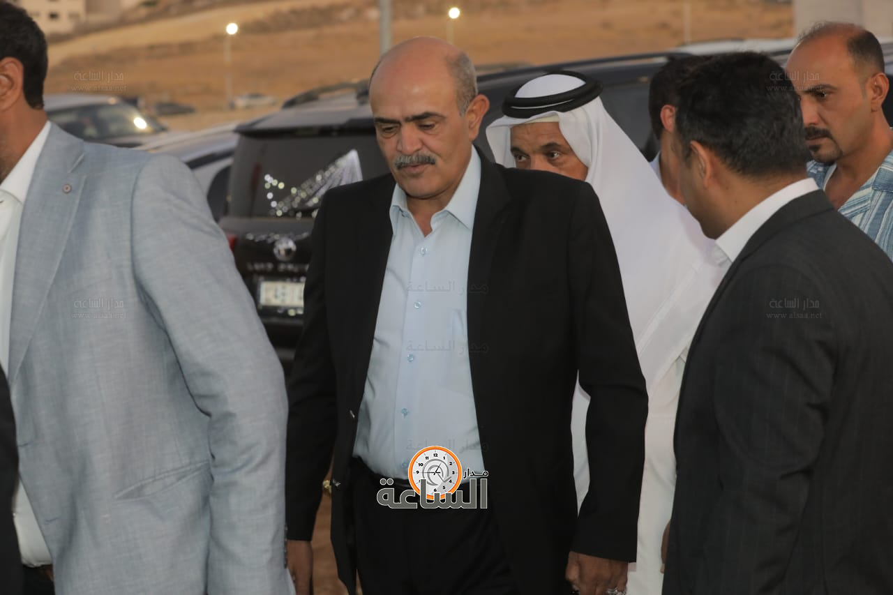 Madar Al-Saa Images 0.9766769417621657