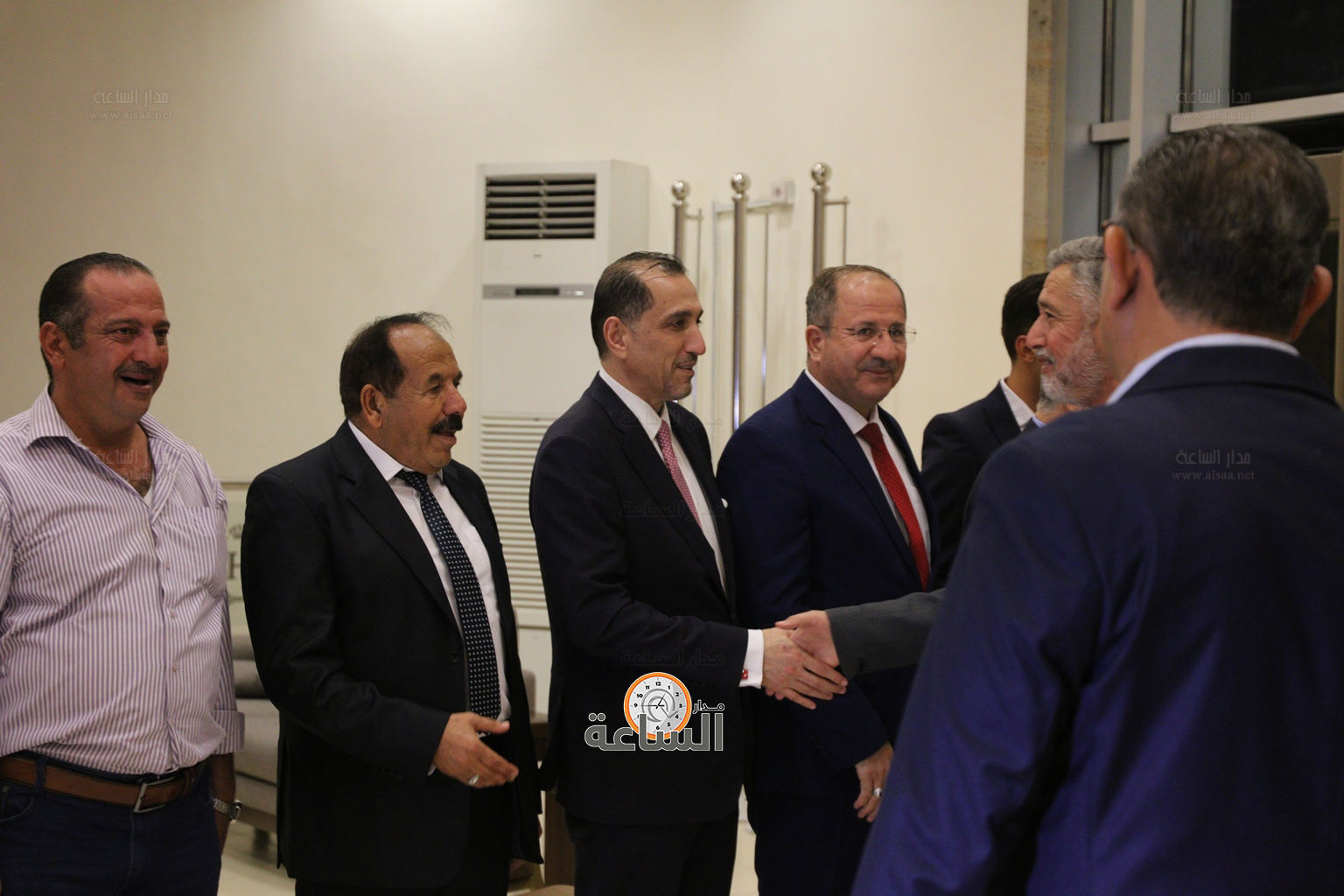 Madar Al-Saa Images 0.24095589981440335